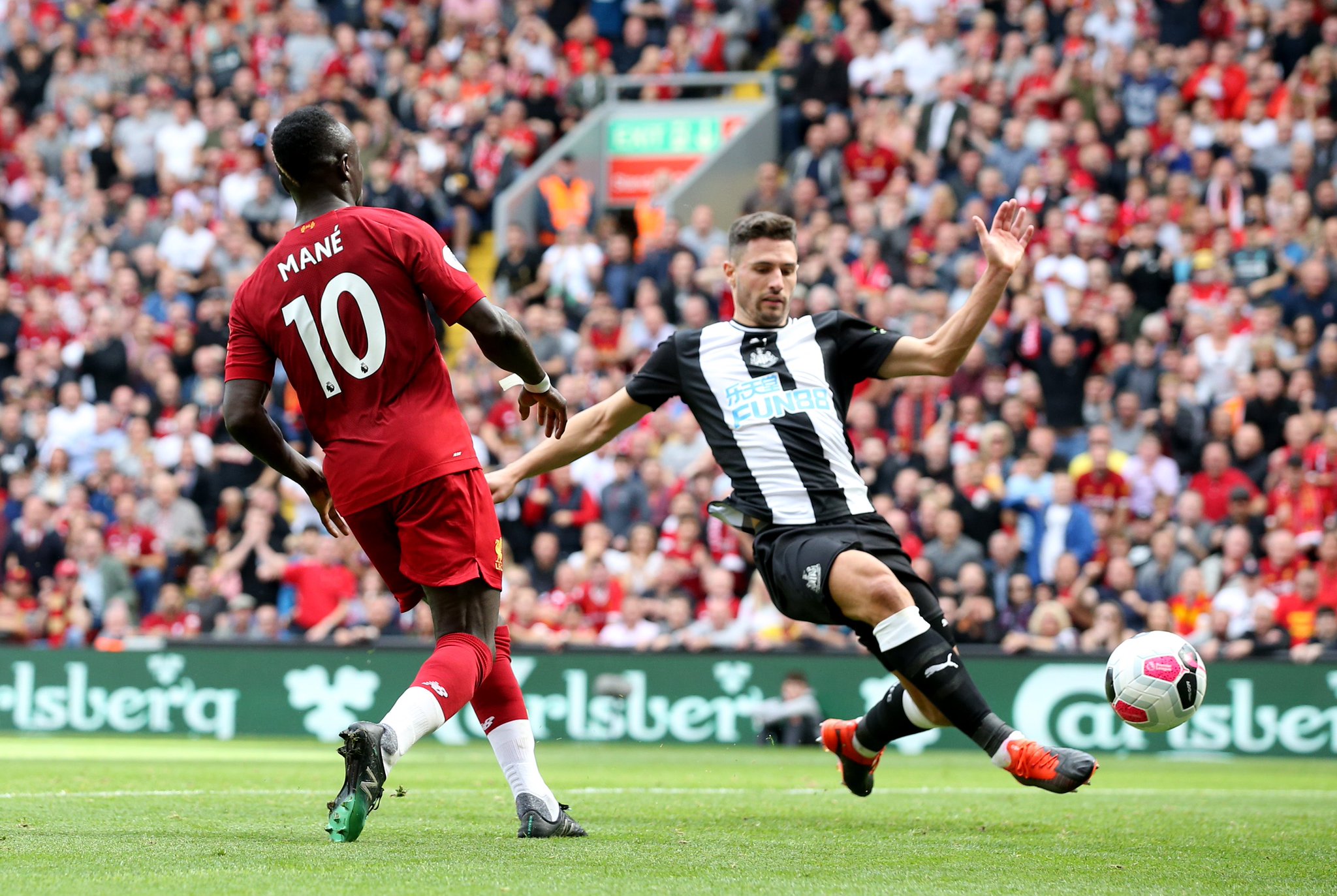 蒋圣龙凭借 蒋圣龙凭借